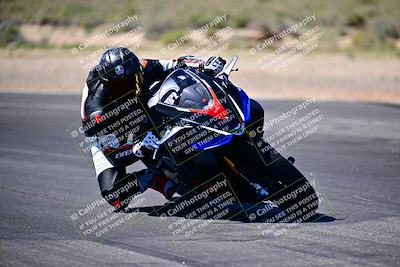 media/Mar-25-2024-Moto Forza (Mon) [[8d4319bd68]]/4-Novice Group/Session 3 (Turn 16 Inside)/